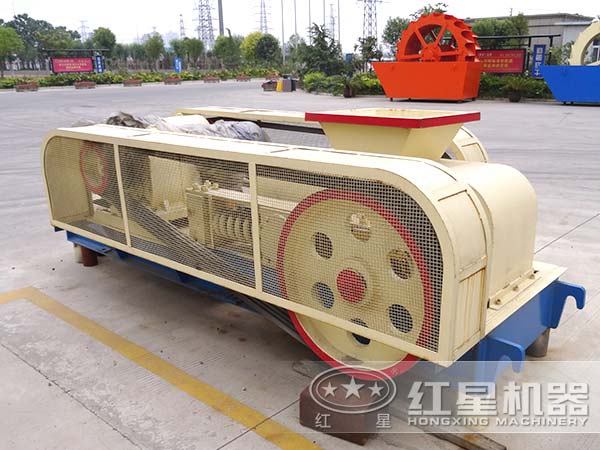 常用雙輥破碎機(jī)型號(hào)有哪些？大概價(jià)格是多少？