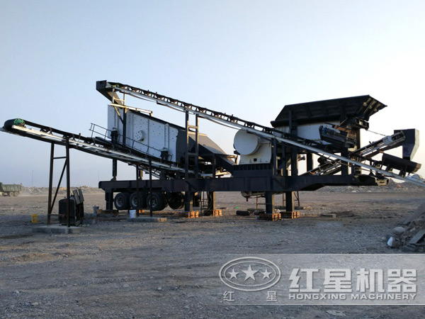 環保節能移動石頭破碎機湖北江漢破碎現場